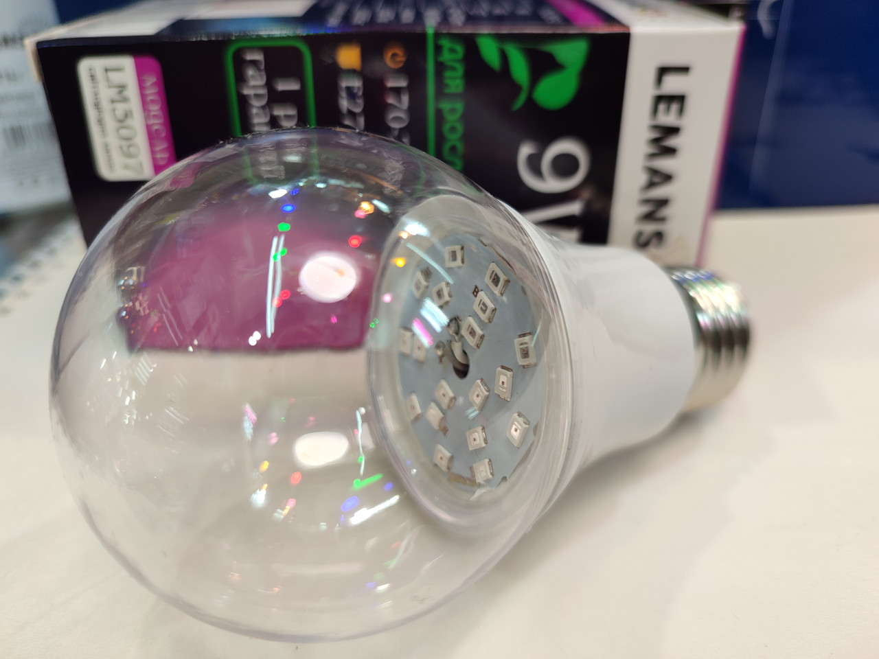 Лампочка Lemanso LED (светодиодная) 9W A60 E27 170-265V для растений/ LM3097 - фото 1 - id-p1944837704