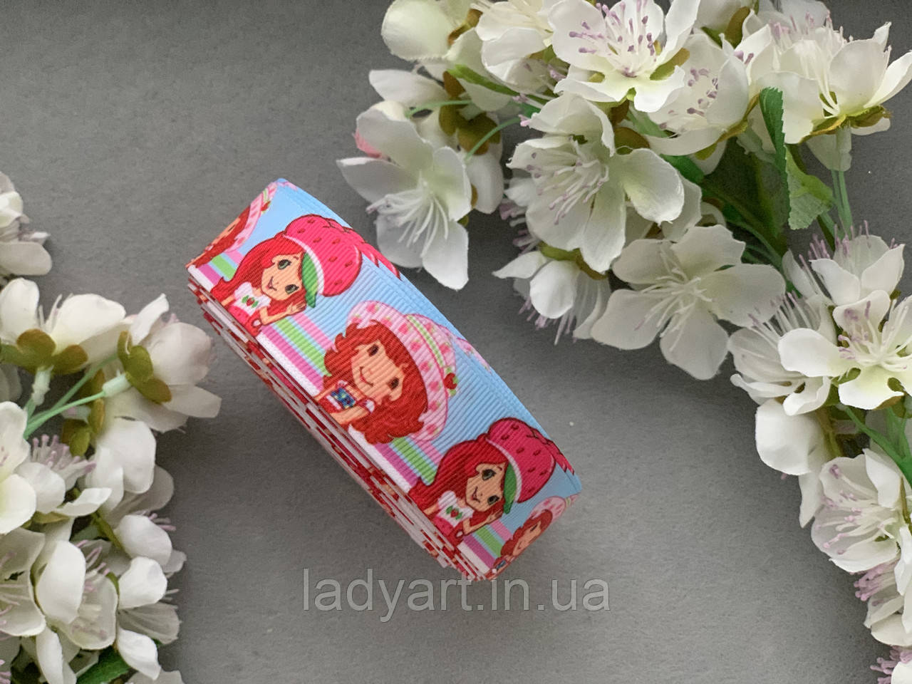 Стрічка репсова з малюнком 2.5 см "Дівчинка полуничка" , 25 ярд, оптом