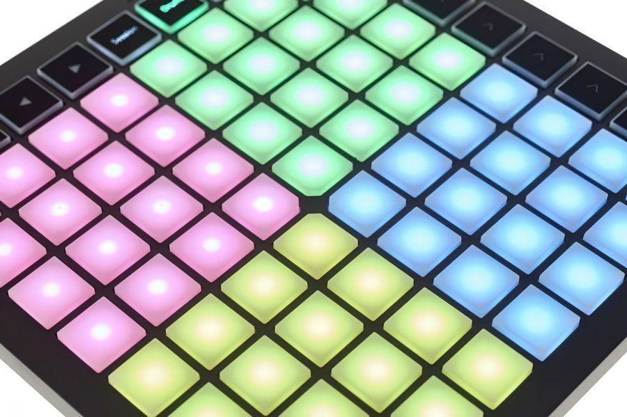 MIDI контролер NOVATION Launchpad Mini MK3 - фото 4 - id-p1986539794