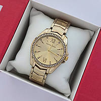 Женские наручные часы Michael Kors (майкл корс) золотого цвета, с камушками вокруг циферблата - код 2311b