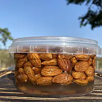 Мед акації з мигдалем 0,5 л (600 грам)