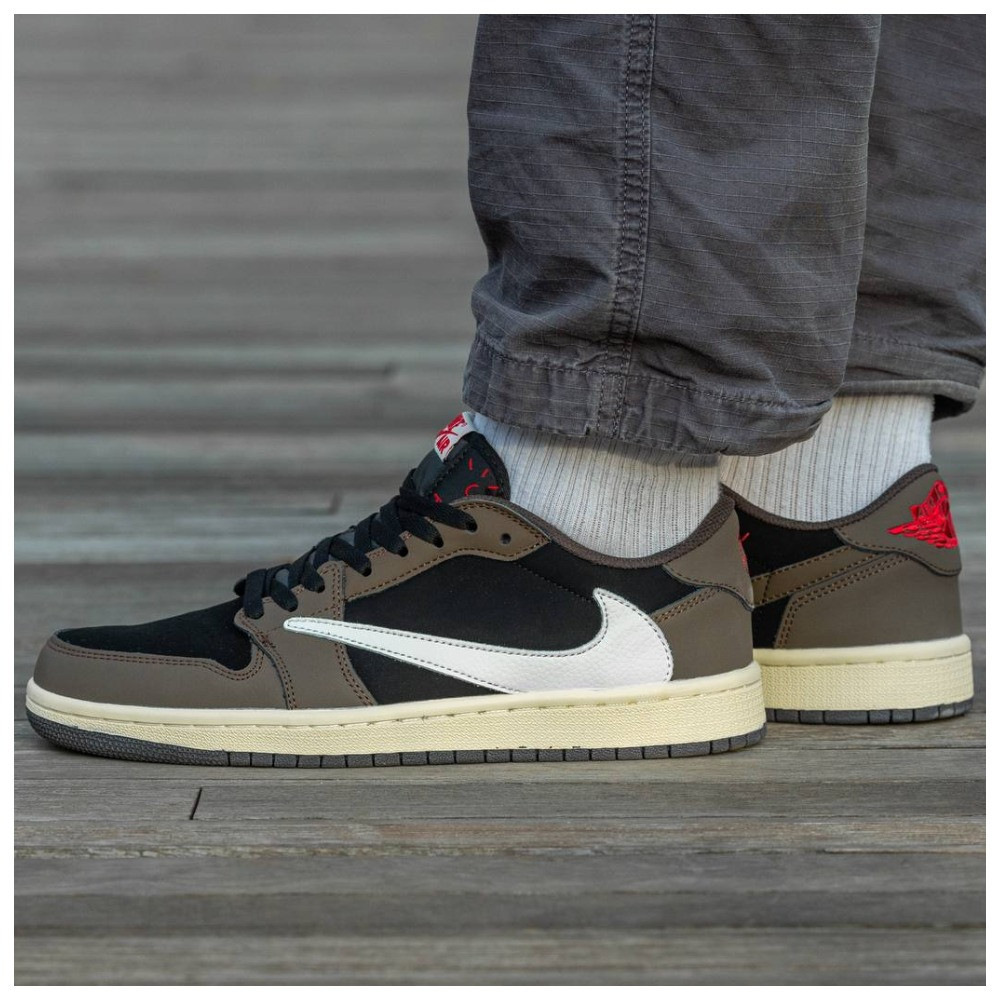 Nike Air Jordan Retro 1 Low x Travis Scott shark ID 1986885963 2410 Prom.ua