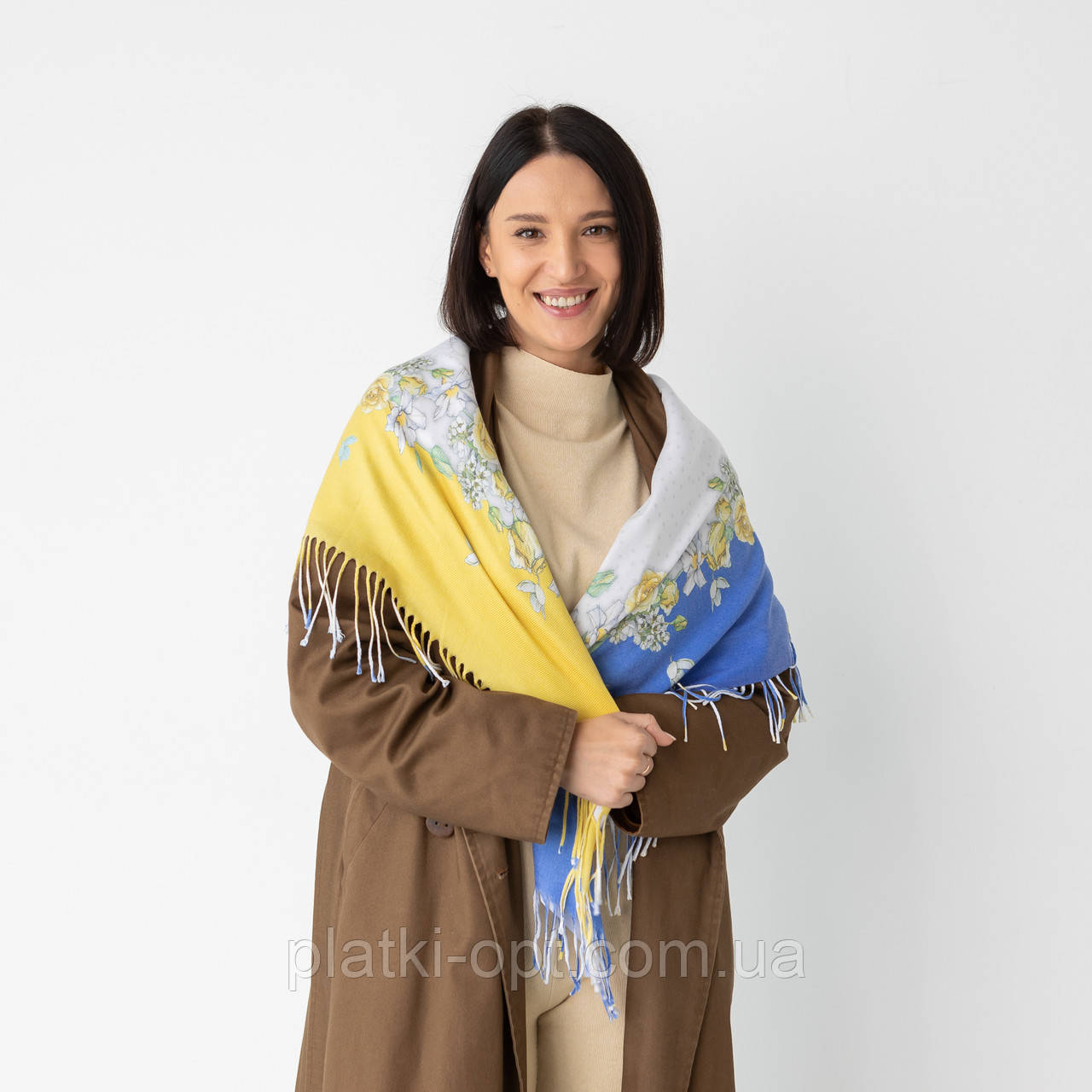 Хустка патріотична тепла (шерсть) 102х102 см.