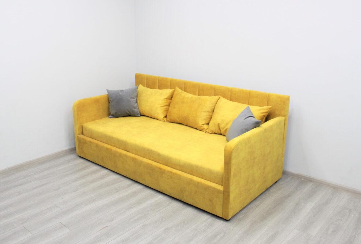 Ліжко Мері для підлітка в жовтому кольорі