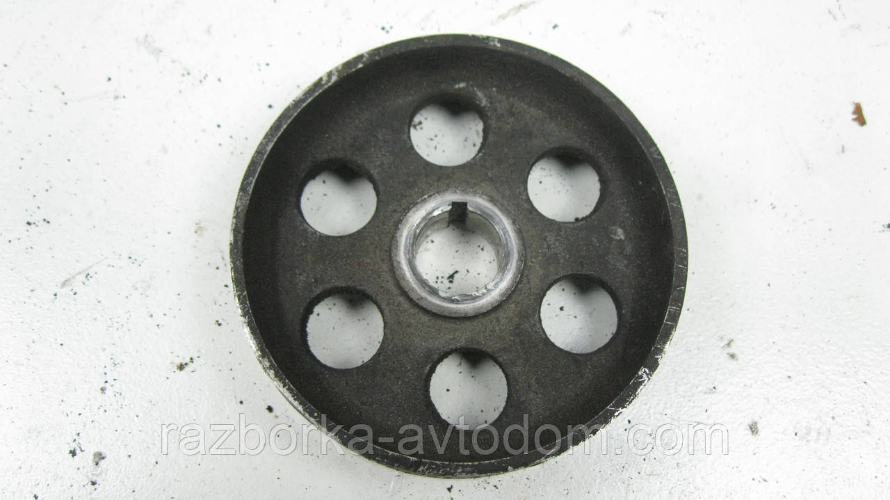Шків привода оливного насоса VW Passat B5 (1997-2000) 1.9TDI OE:028115021B