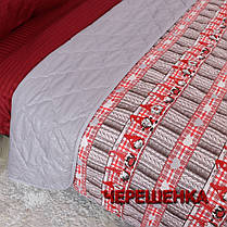 Новорічна Євромаксі стьобане покривало 240х215 см байка / мікрофібра червоне із сірим, фото 4