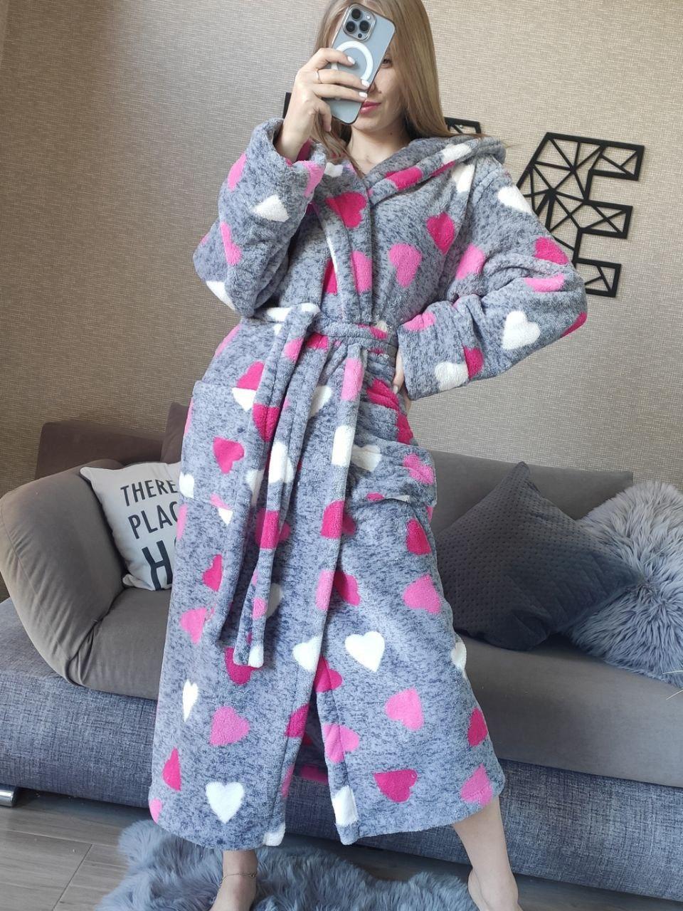 Теплий жіночий довгий сірий махровий халат із серцями, фото 1