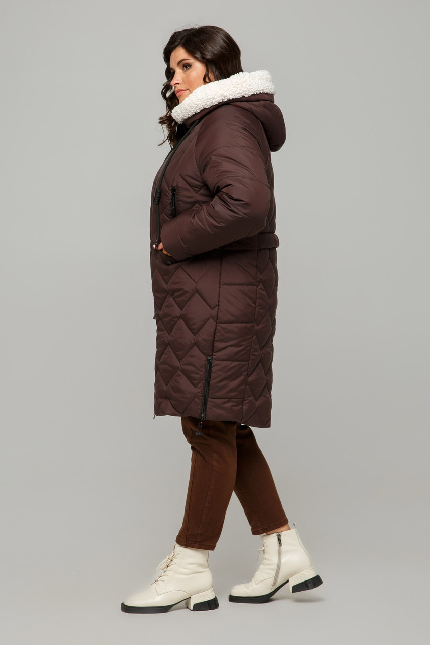 Модная женская зимняя куртка Тоскана стеганая с мехом под овчину батал 50-60 размеры разные цвета шоколад - фото 4 - id-p1987103650