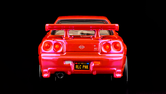 Машинка Premium Hot Wheels Nissan Skyline GT-R (BNR34) Red