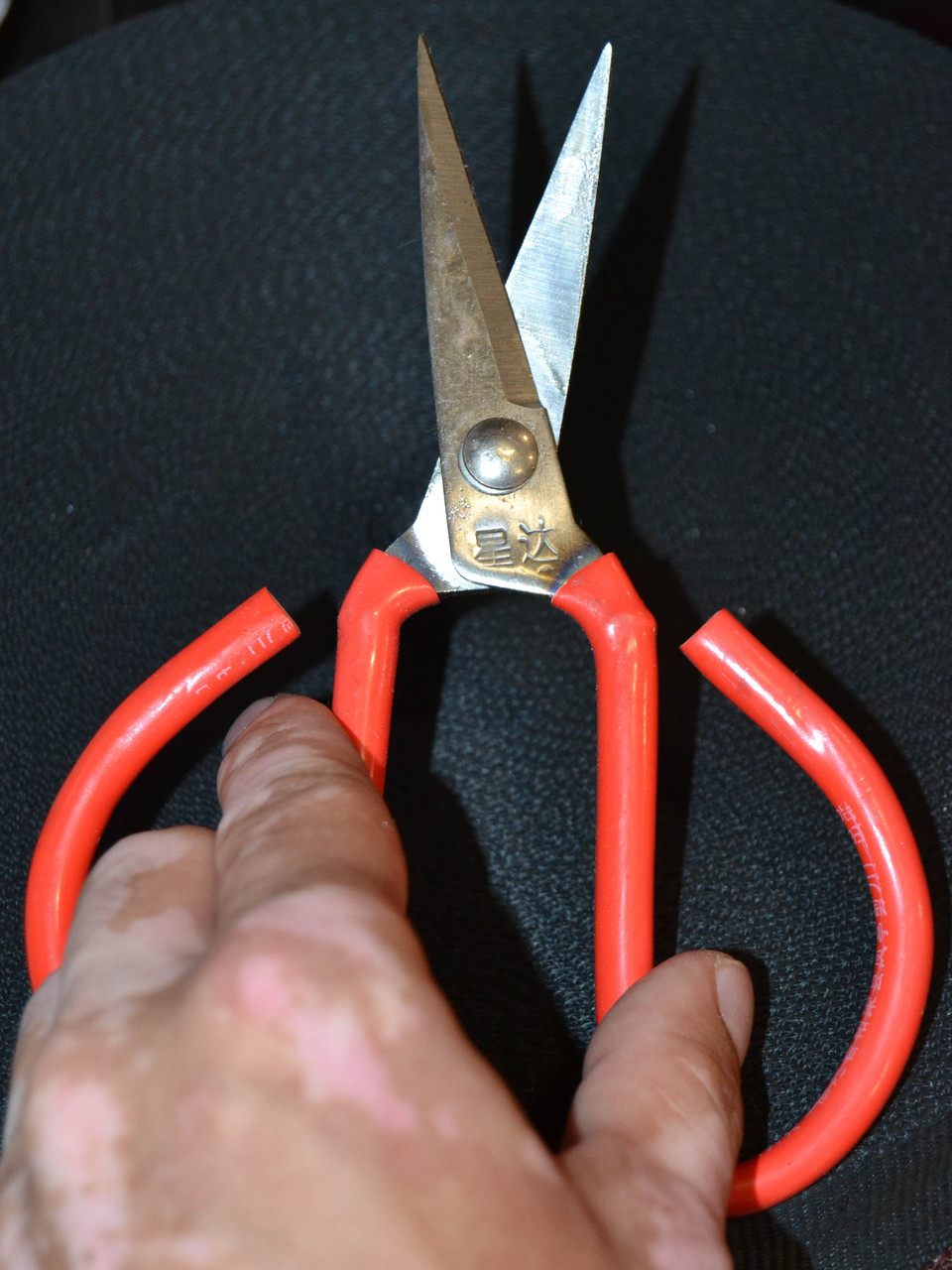 Ножницы для нарезки кожи\кож.зам (металл, 16х9 см) - фото 3 - id-p350056172