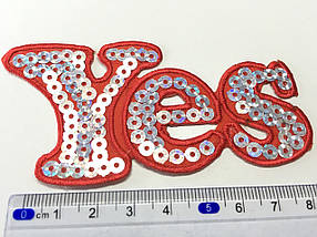 Нашивка на одяг Yes колір червоний 95х43 мм