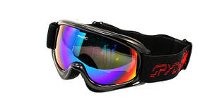 Лижні і спортивні окуляри