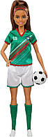 Кукла Барби футболист в зеленой форме Barbie Soccer Doll HCN18