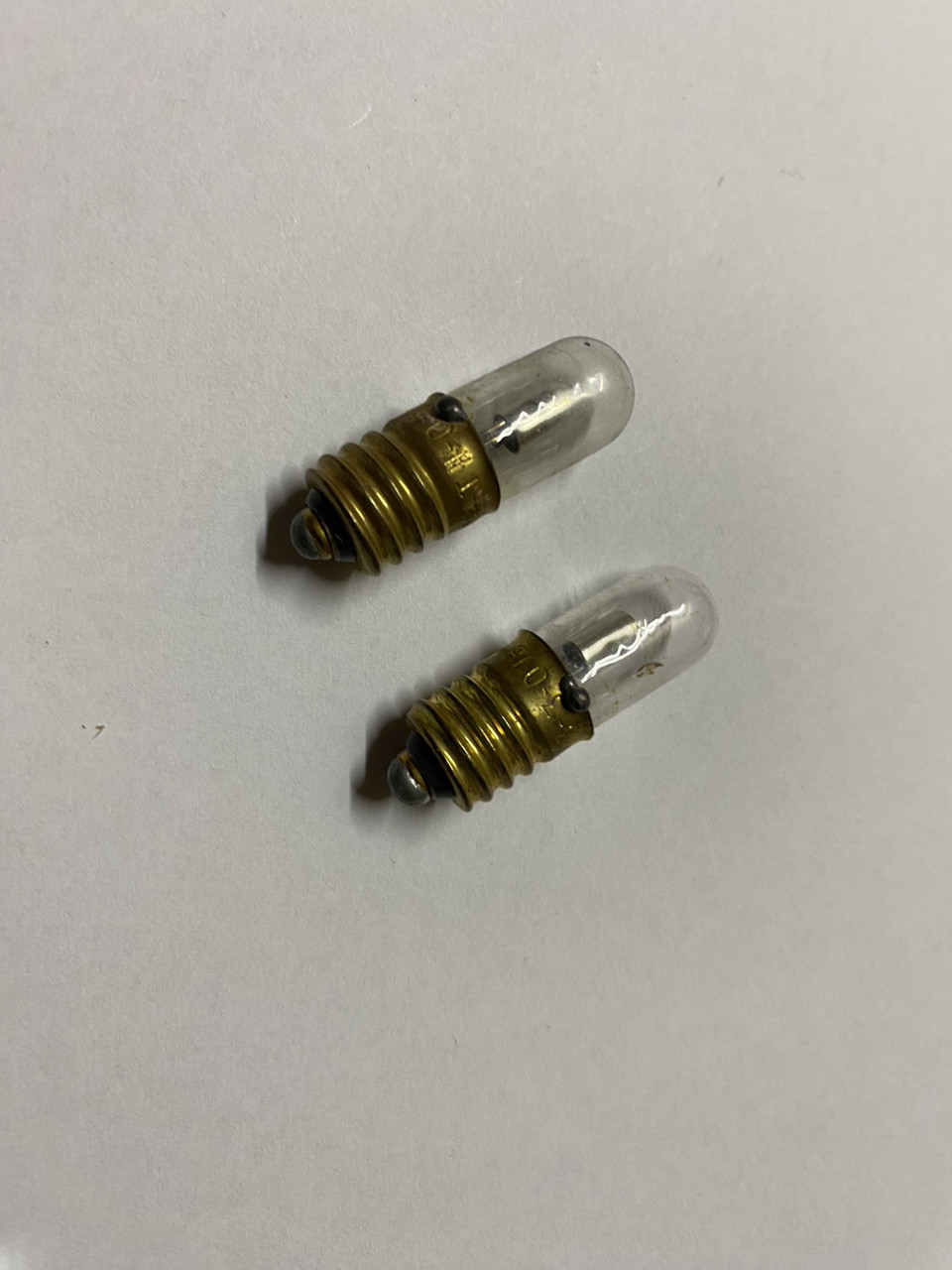 Лампа неонова ТН 0,3-3, цоколь Е10 (ID#1981868821), ціна: 10 ₴, купити ...