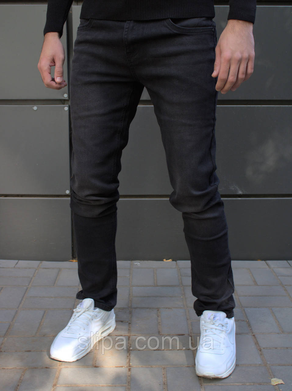 Мужские черные классические джинсы демисезон - фото 1 - id-p1762027333