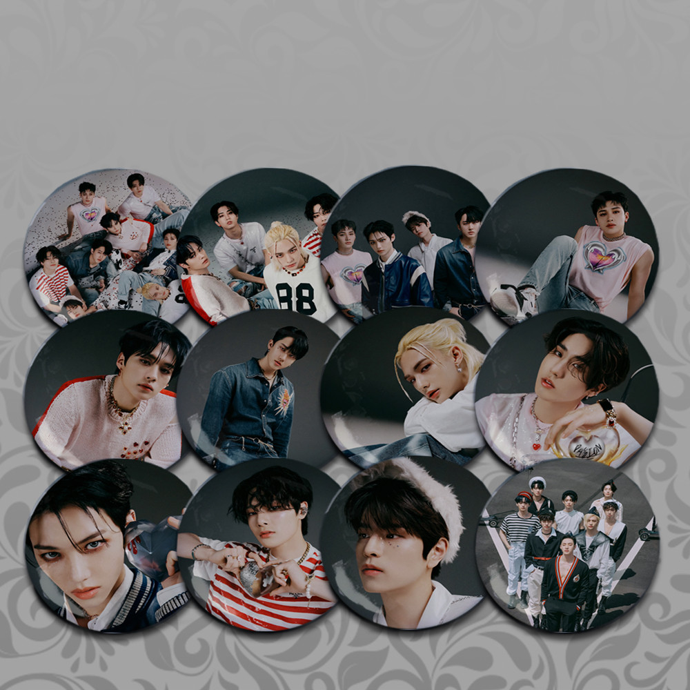 Набір значків 56 мм Stray kids 12 штук 11