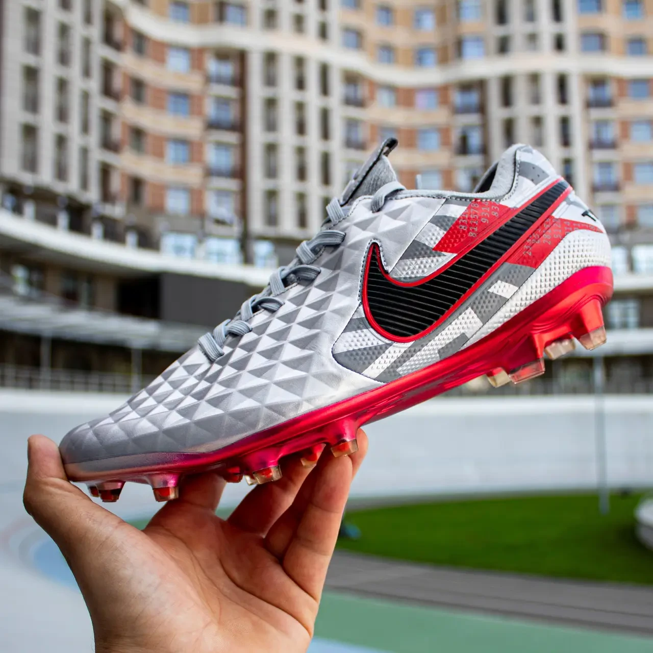Nike tiempo store 43