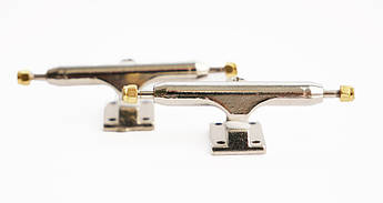 Підвіски для фінгерборда Just Skate FB Premium PRO Truck Revers Kingpin Silver 34 мм
