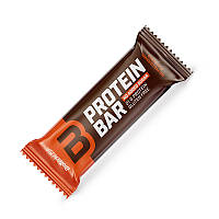 Батончик BioTech Protein Bar, 70 грамм Соленая карамель