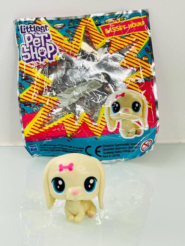 Littlest Pet Shop Basset Hound Фігурка Літл Пет Шоп Пес з кісточкою Маленький зоомагазин Hasbro 2201562