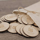 Персоналізовані дерев'яні круглі теги бирки для декору одягу, продуктів ручної роботи, фото 2