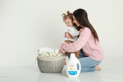 Органічний рідкий пральний порошок Friendly Organic фрукти 2000 мл (40 прань)