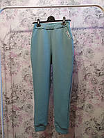 Спортивные женские штаны теплые зимние голубой джоггеры брюки трехнитка с начосом 46