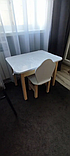 Набір стіл з відкидною столешнею та стул з фігурною спинкою білого кольору, для дітей (зріст 116-130см), фото 7