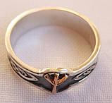 Кільце з руною Альгіз з чорнінням з срібла 925 проби (з золотою накладкою 585 проби), фото 3