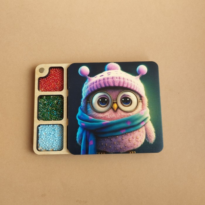 Квадратний міні органайзер для бісеру Коробушка з кольоровим друком (060098), фото 1