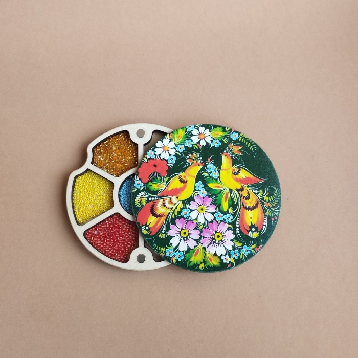 Круглий міні органайзер для бісеру Коробушка з кольоровим друком (060003), фото 1