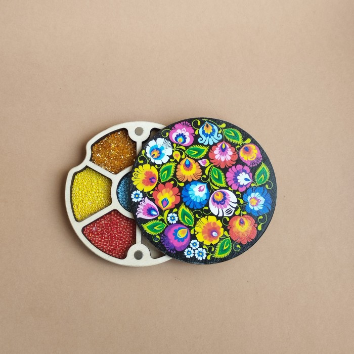 Круглий міні органайзер для бісеру Коробушка з кольоровим друком (060011), фото 1