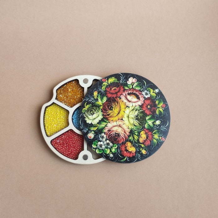 Круглий міні органайзер для бісеру Коробушка з кольоровим друком (060012), фото 1