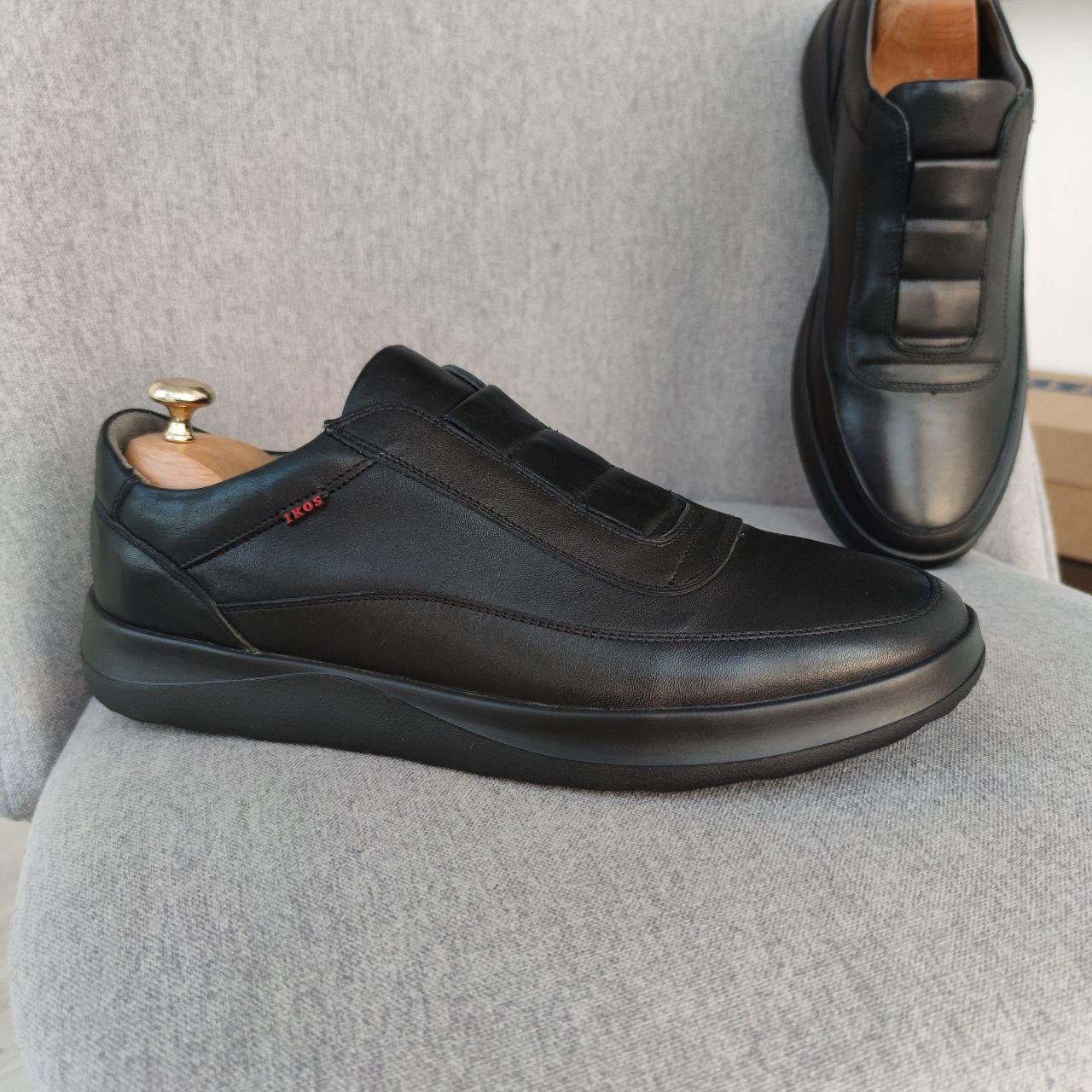 Практичні кеди на легкій підошві 43 розмір, фото 1