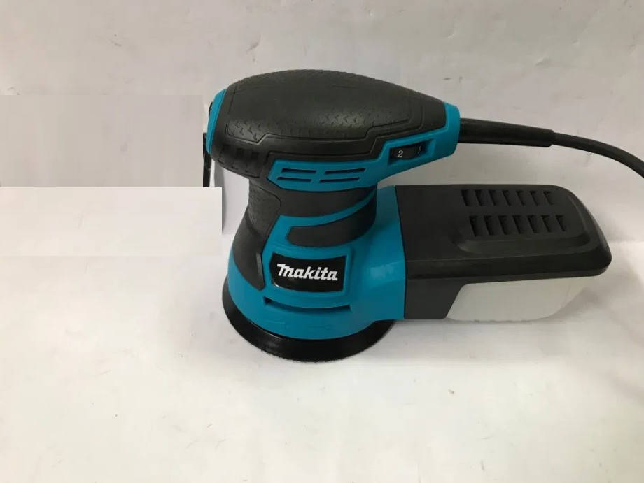 

Эксцентриковая шлифмашина Makita BO 5031 K 125круг 350Вт ROMANIA