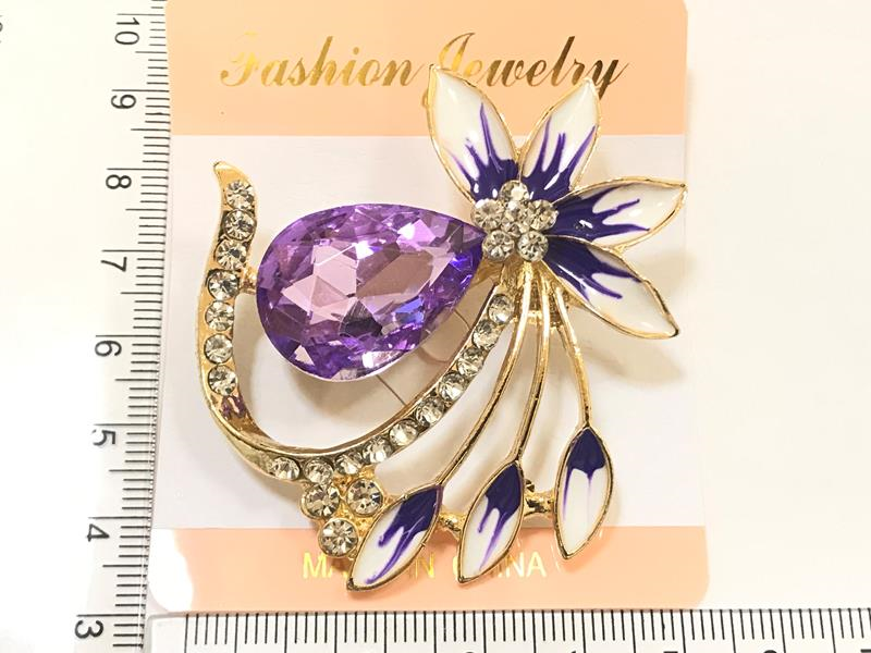 

Брошь Элегант со стразами и эмалью цвет фиолетовый