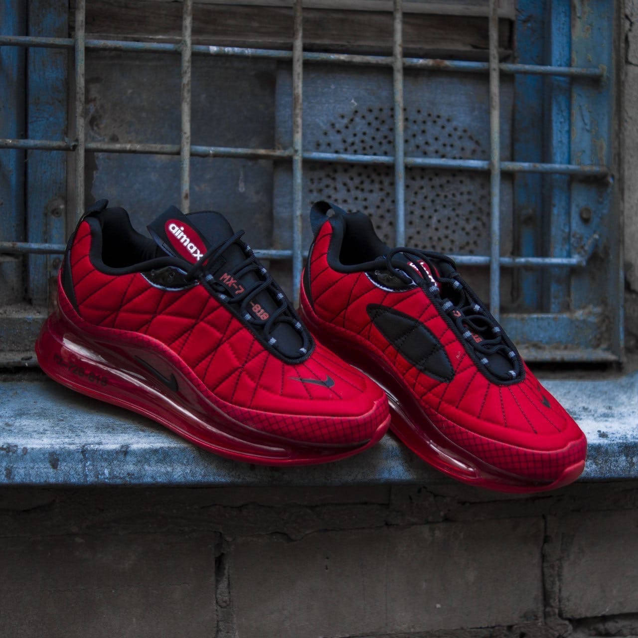 

Мужские кроссовки Nike Air MAX 720-98 red, Красный