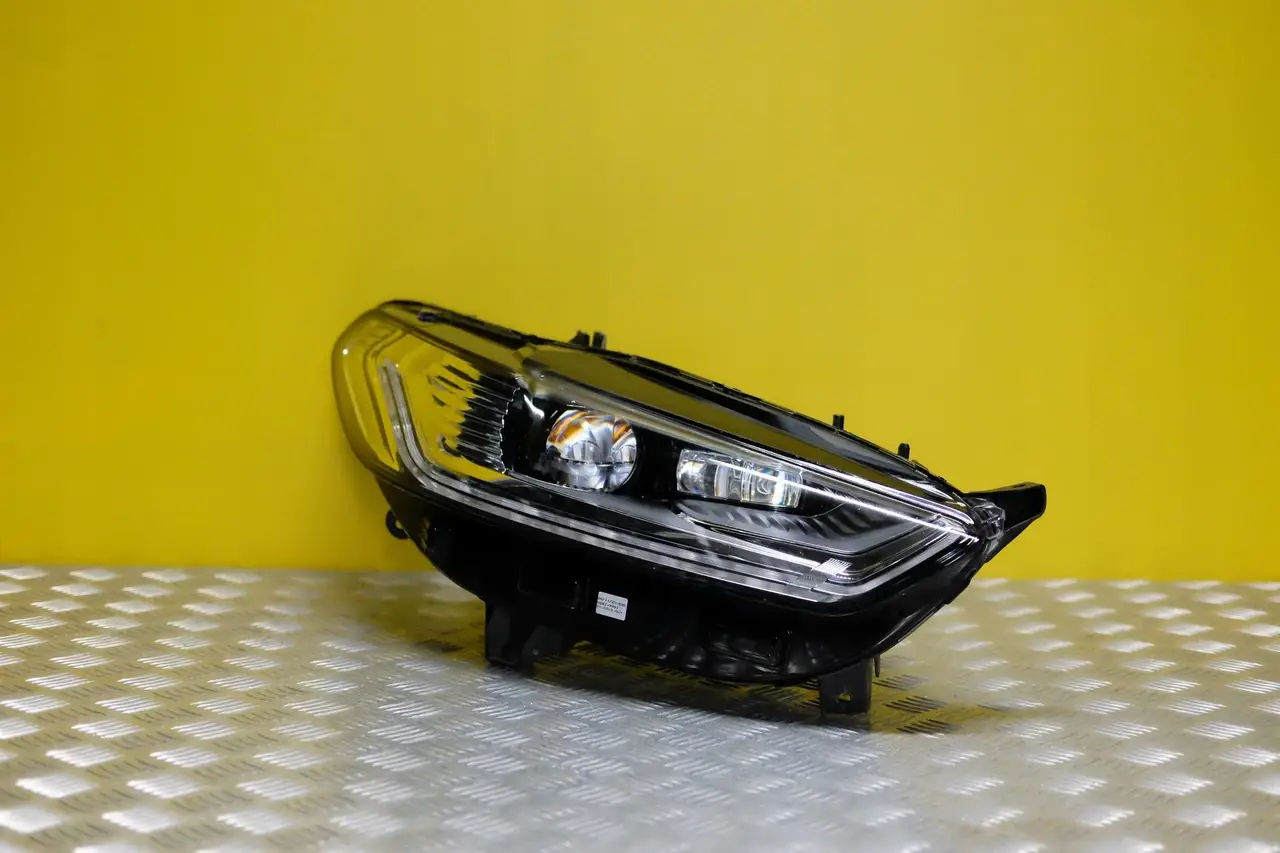 

Фара FORD MONDEO FUSION 2013- LED R (Версія Європ.) под заказ 2-4 дн
