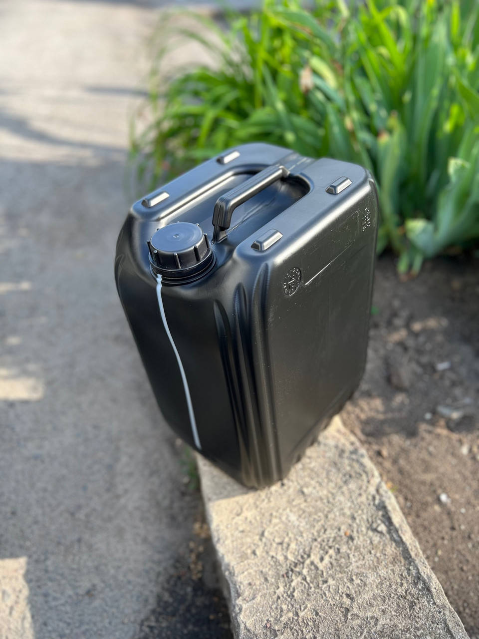 

Новая канистра 20 л пластиковая, бензин, дизель. 20л