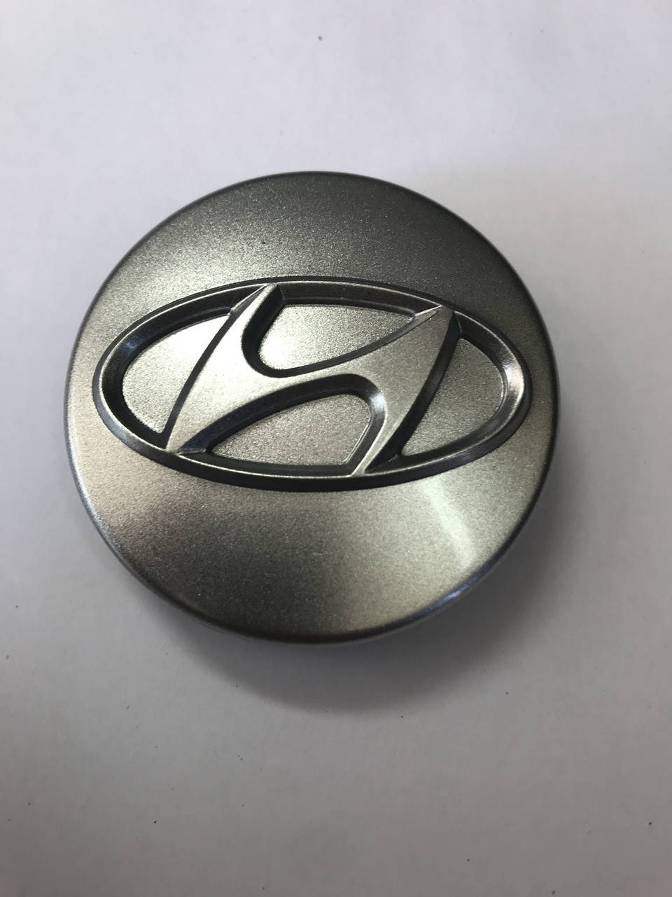 

Колпачки заглушки в литые диски Hyundai 61/59/10 мм.