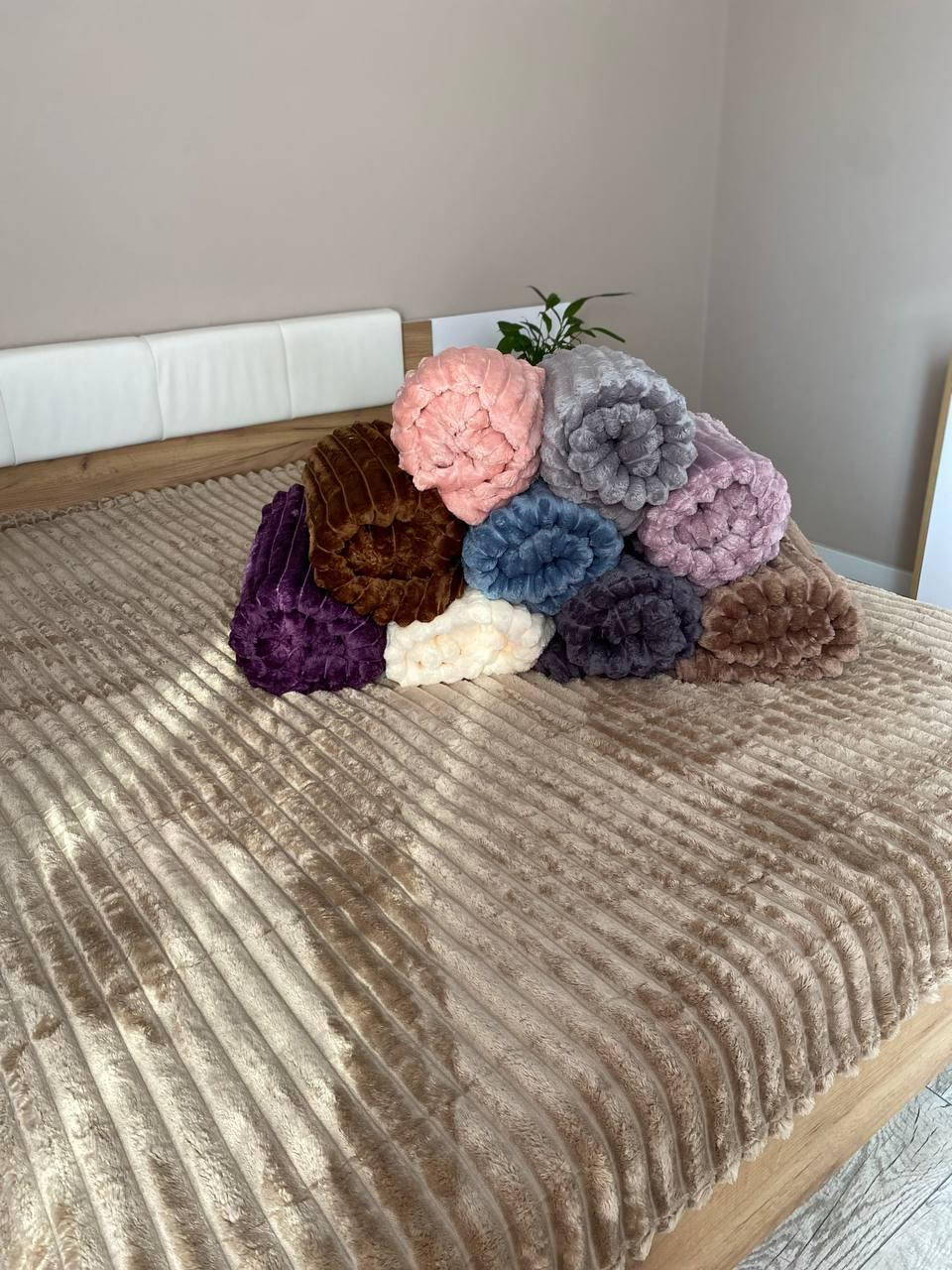 

Плед Шарпей королевский 200*230, Разные цвета