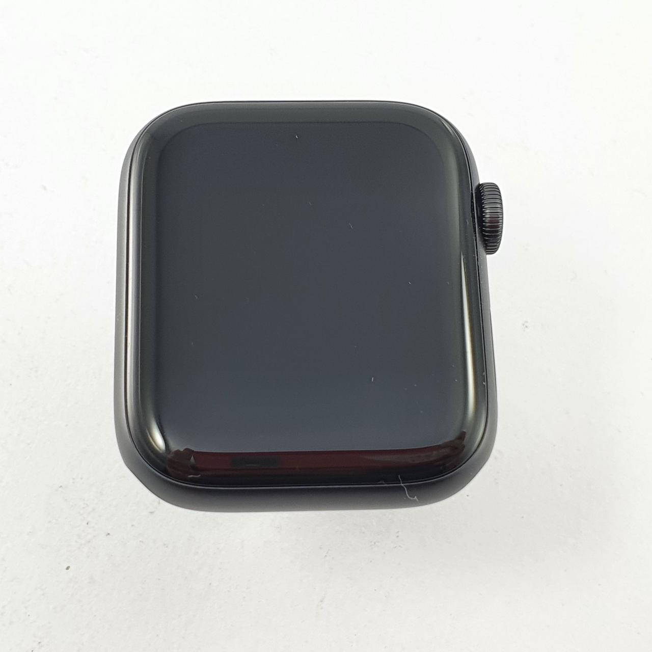 

Apple Watch Series 6 GPS, 44mm, Space Gray, Black Sport Band