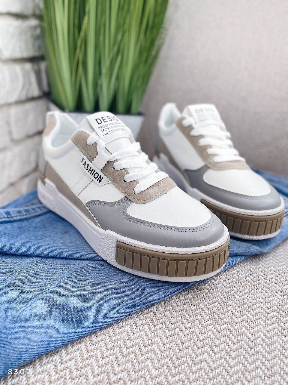 

Стильные женские кроссовки, Белый