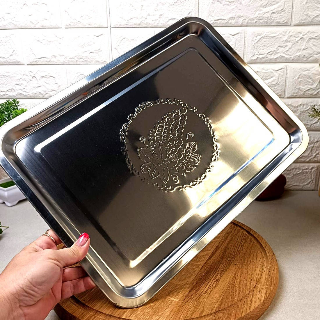 

Большой прямоугольный поднос из нержавеющей стали 40*30 см, декор Лоза