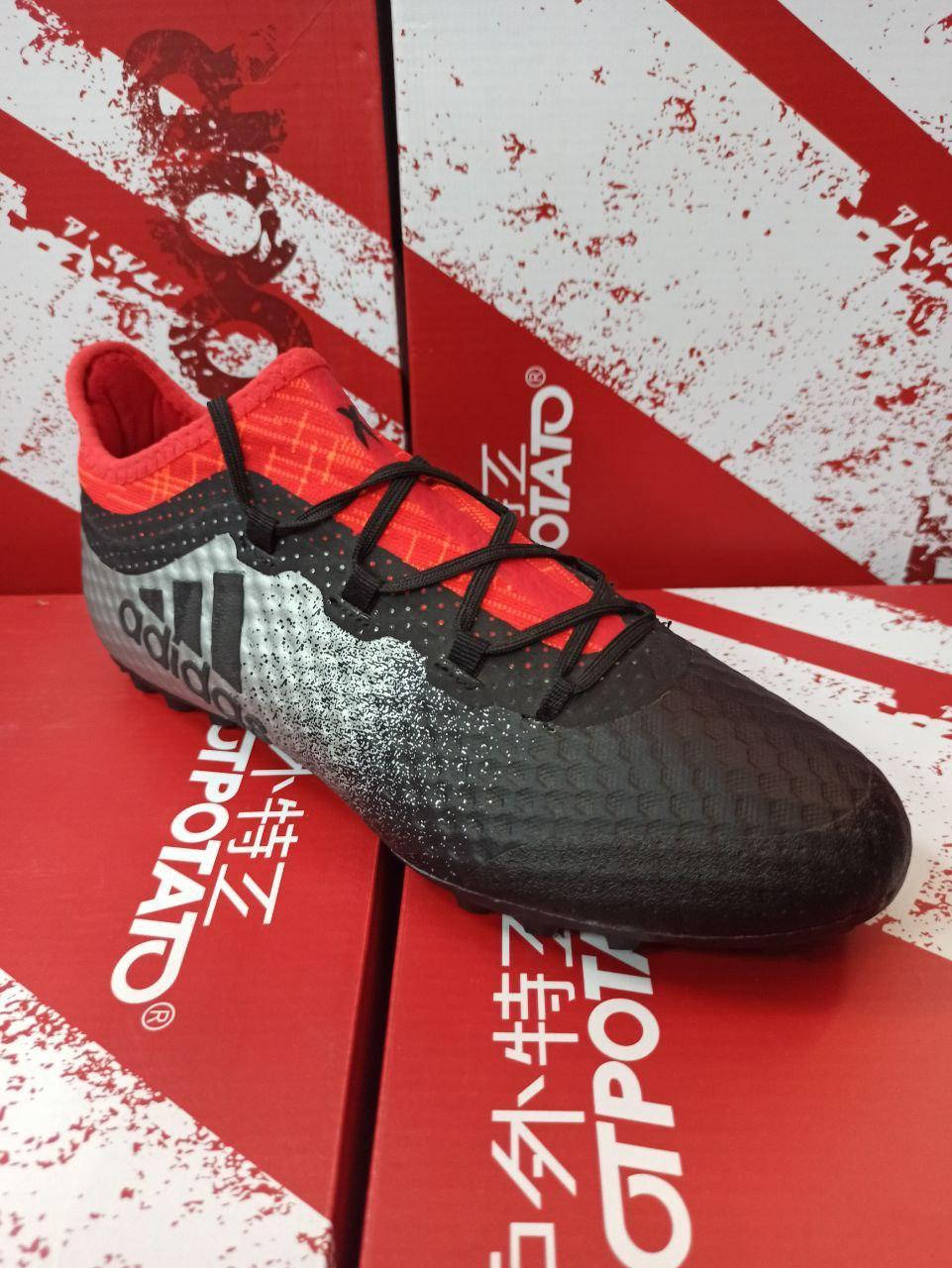 

Сороконожки мужские Adidas ( Размеры 39 и 40), Черный