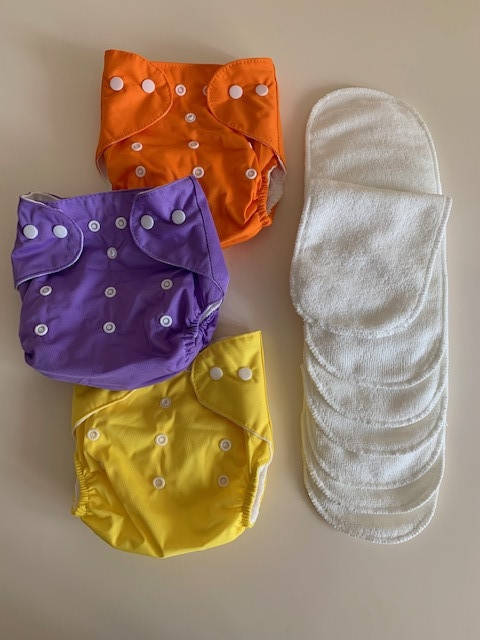 

Набор многоразовых подгузников (3 подгузника + 6 вкладышей) N4, Разные цвета