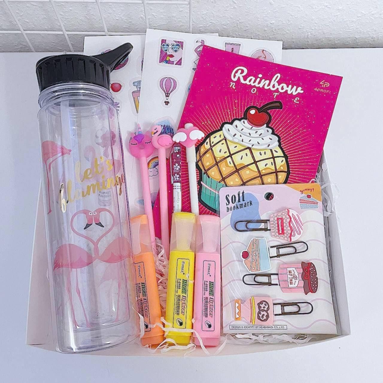 

Подарочный набор канцелярии с бутылочкой Flamingo L, Разные цвета