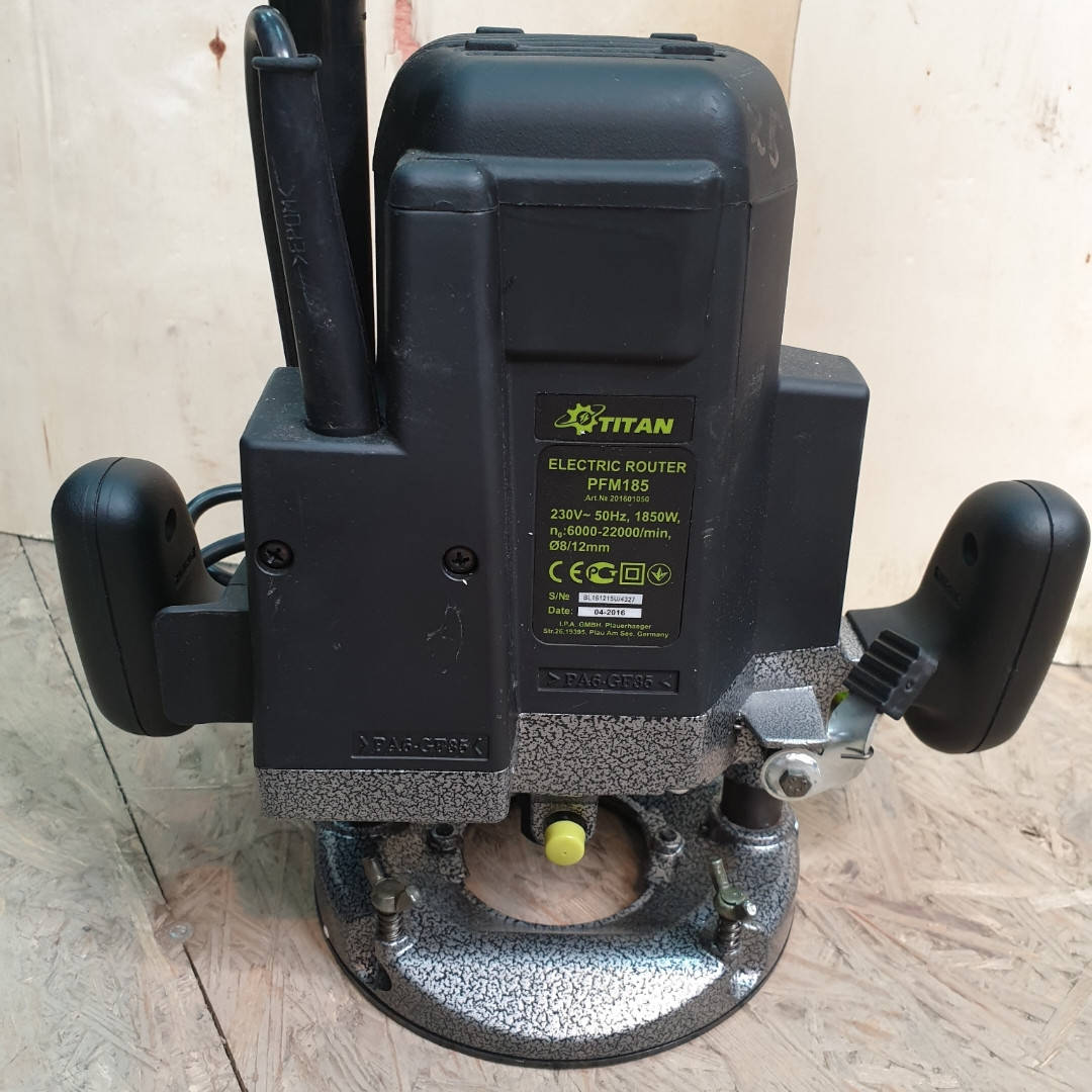 

Фрезер 1850 Вт Германия