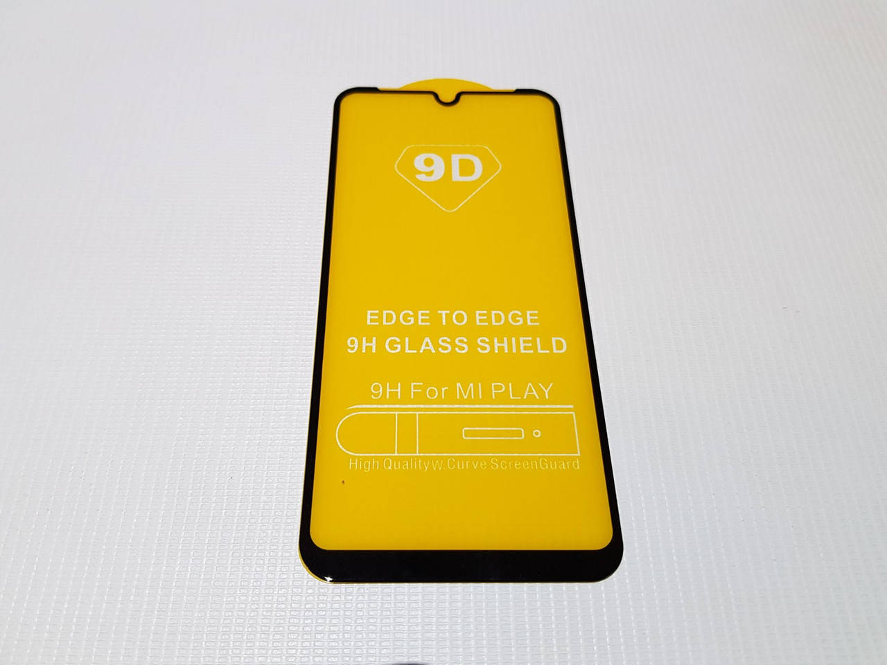 

Защитное 9D стекло для Xiaomi Mi Play