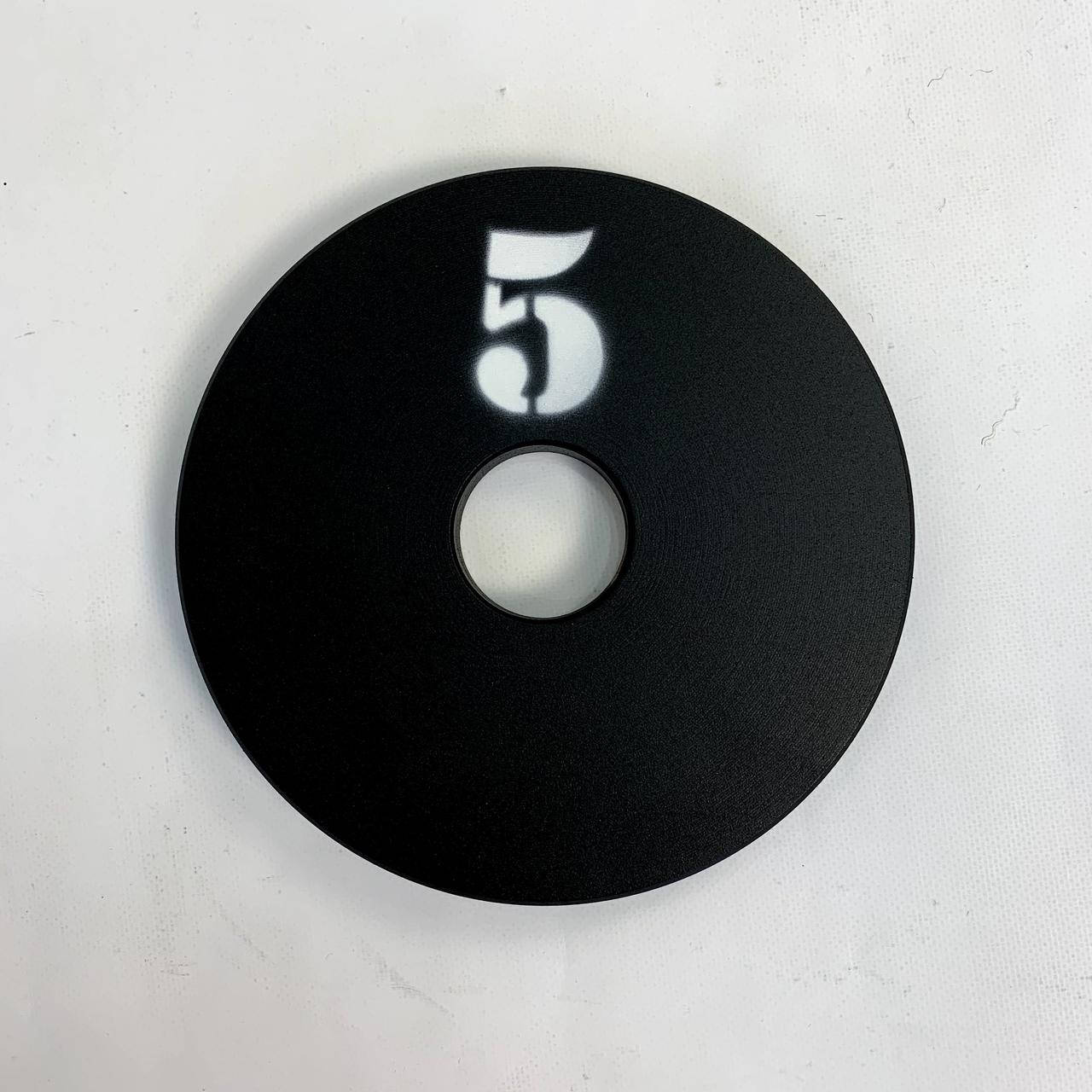 

Блин для штанги 5 кг металлический, Разные цвета